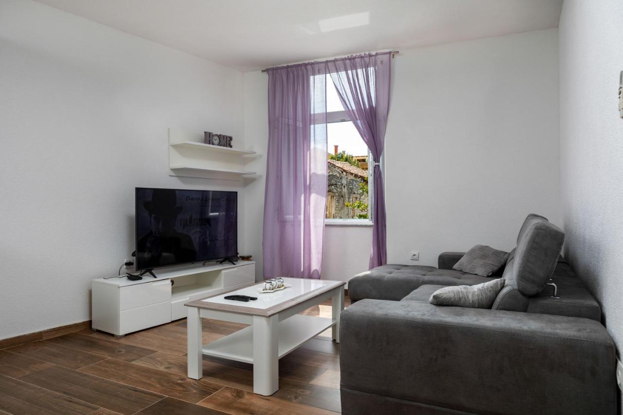 Top Central Apartments Pula Exterior foto